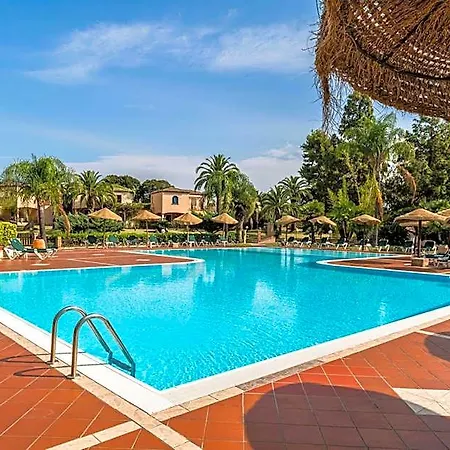 Baia Delle Palme Aparthotel