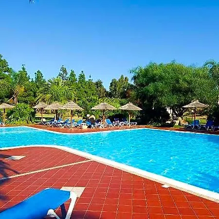 Hotel apartamentowy Baia Delle Palme 3*