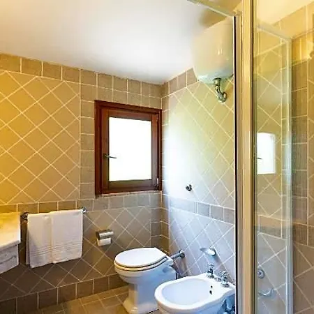Hotel apartamentowy Baia Delle Palme 3*